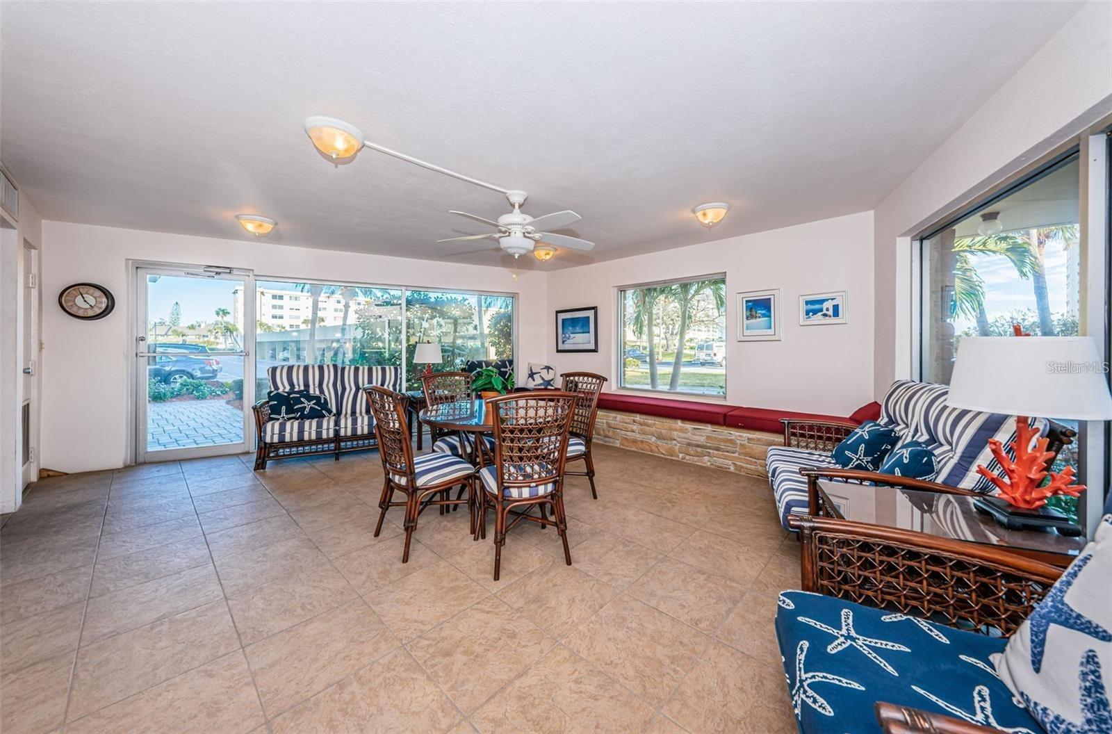 COLUMBIA TOWERS CONDO - Residential