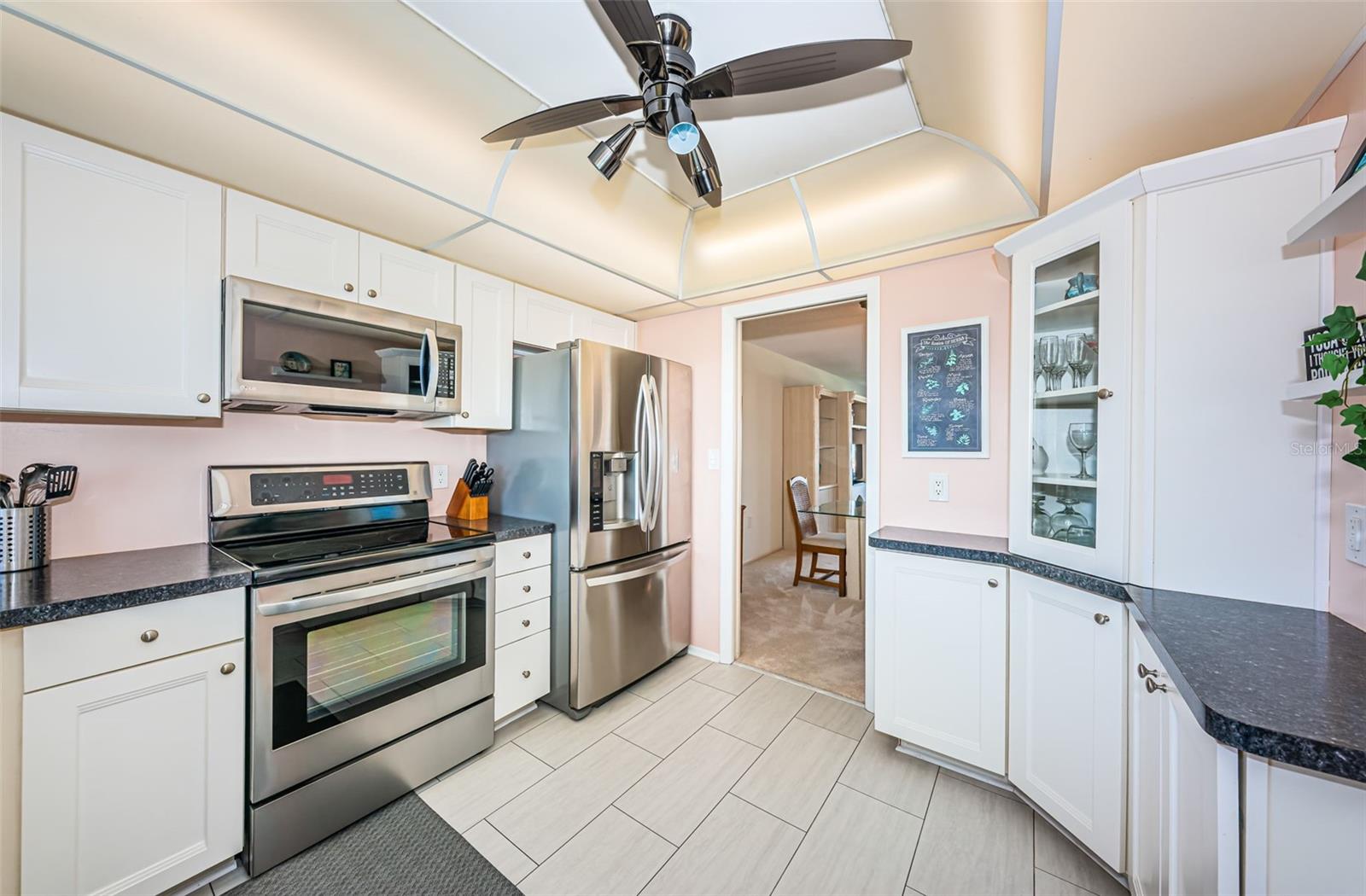 COLUMBIA TOWERS CONDO - Residential