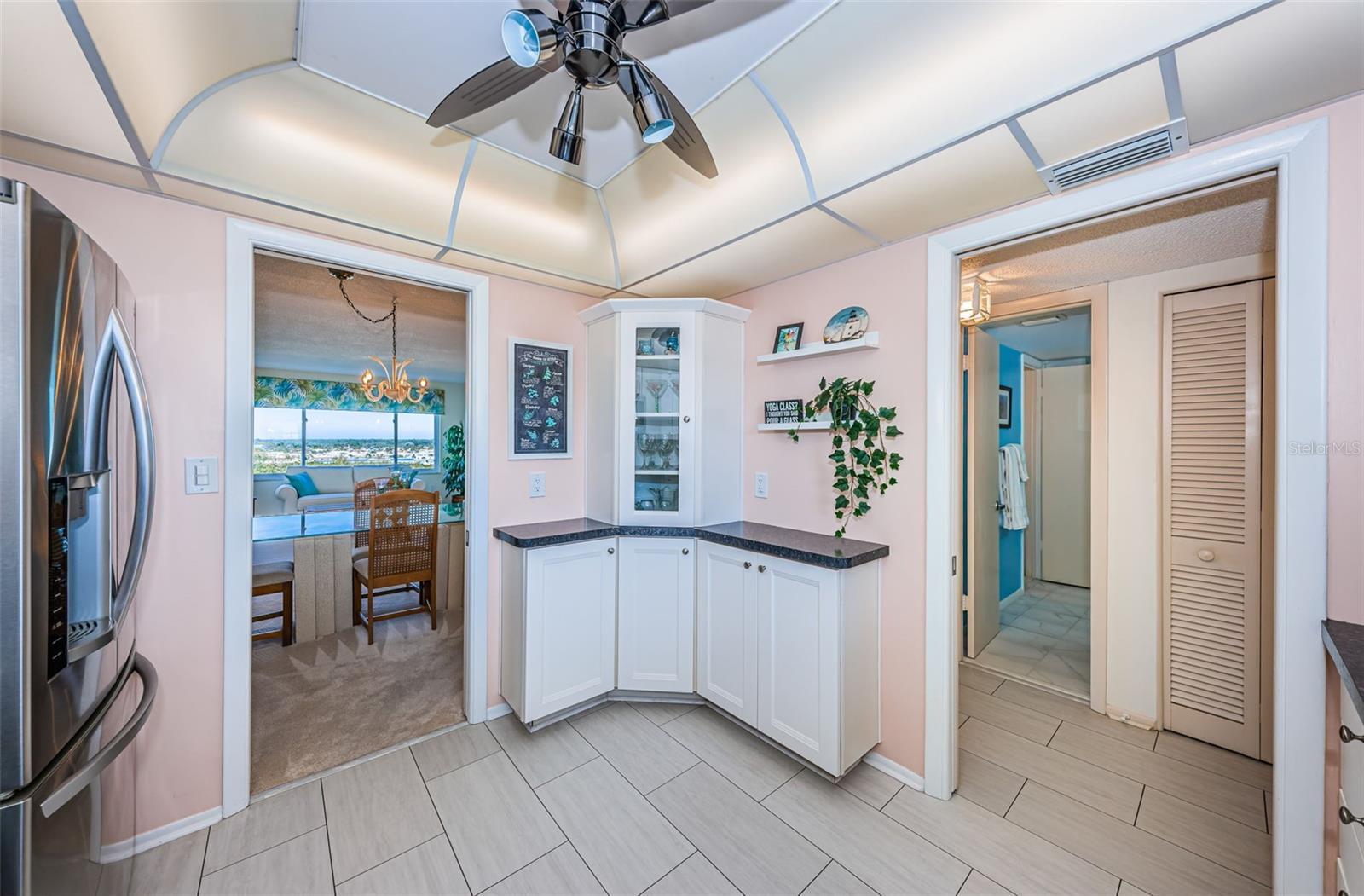 COLUMBIA TOWERS CONDO - Residential