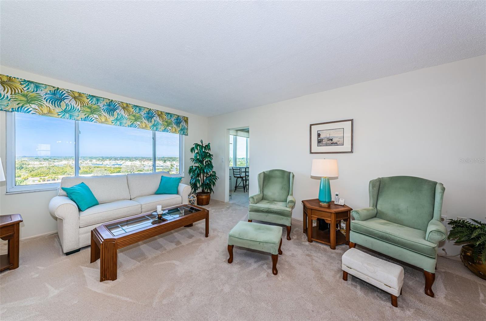 COLUMBIA TOWERS CONDO - Residential