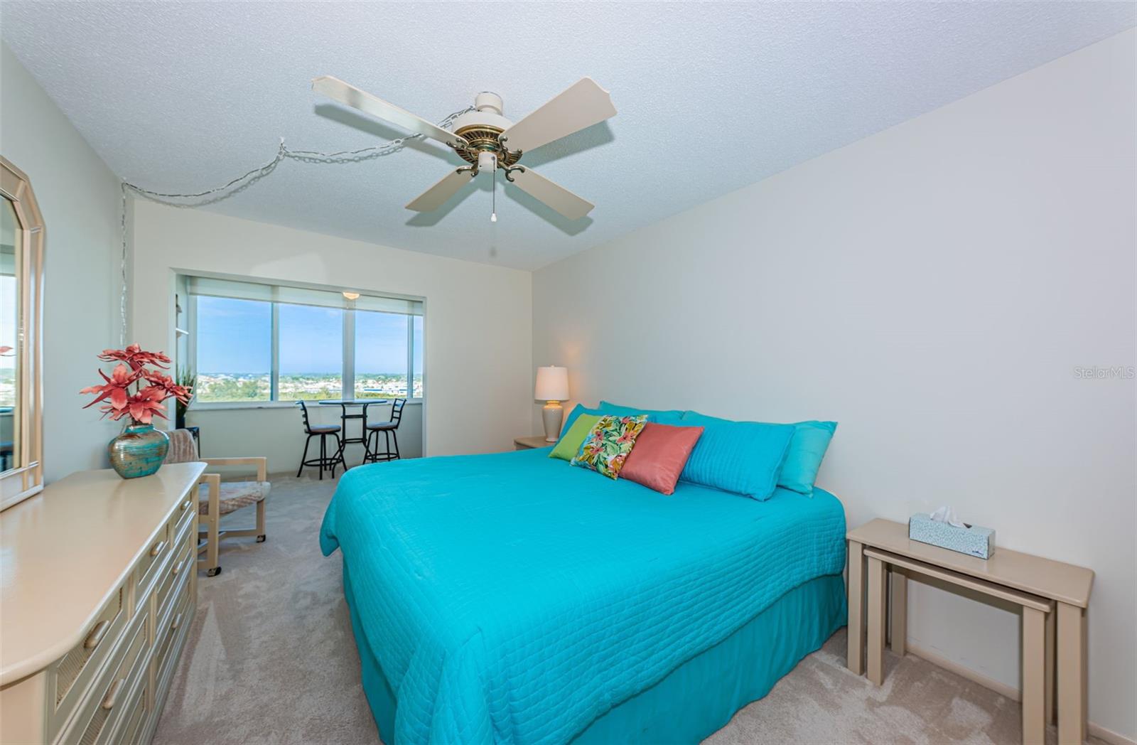 COLUMBIA TOWERS CONDO - Residential