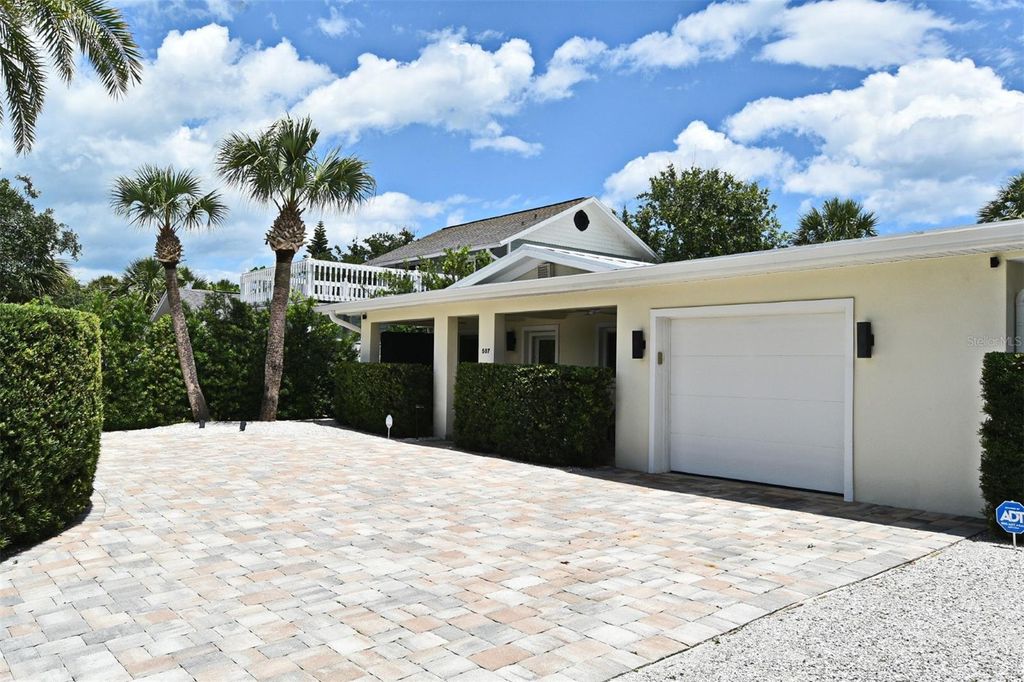 Photo of 507 N Peninsula Avenue, New Smyrna Beach, FL 32169 (MLS # O6309664)