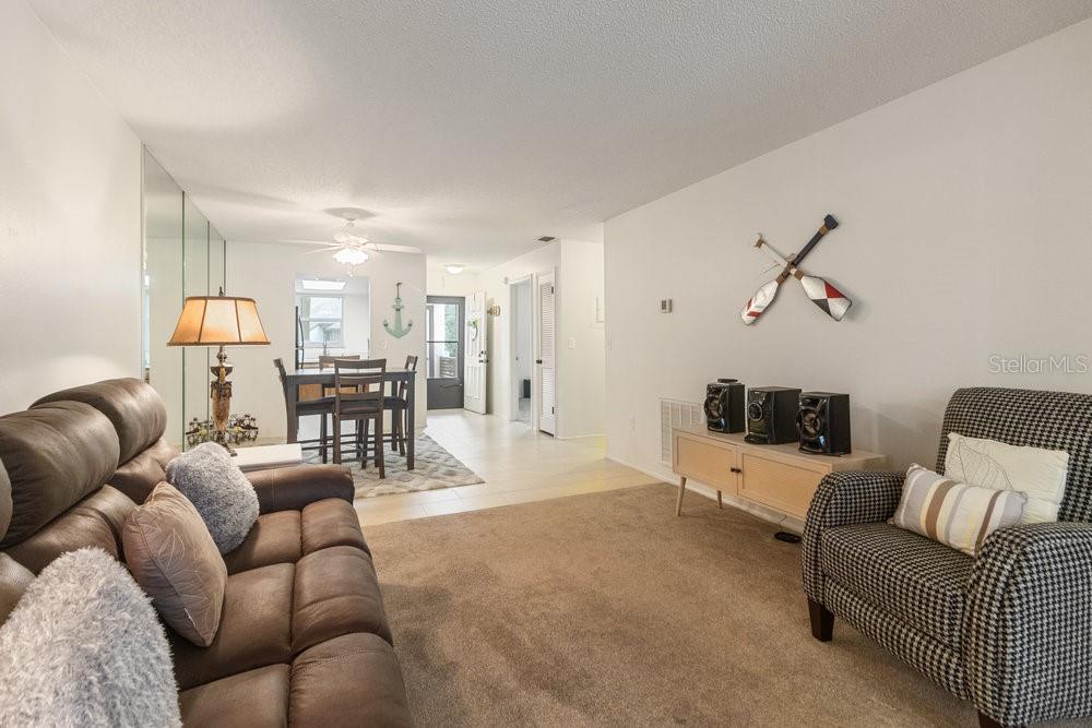 WOODTRAIL CONDO - Residential