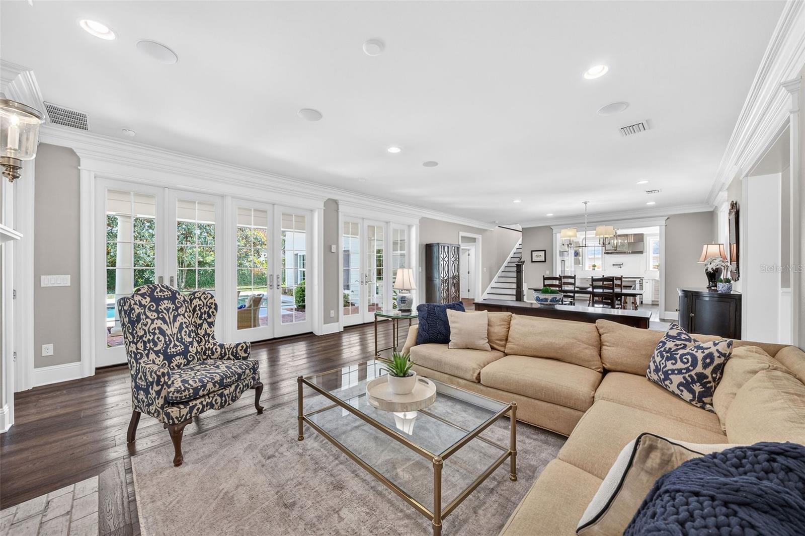 PARK GROVE - Residential