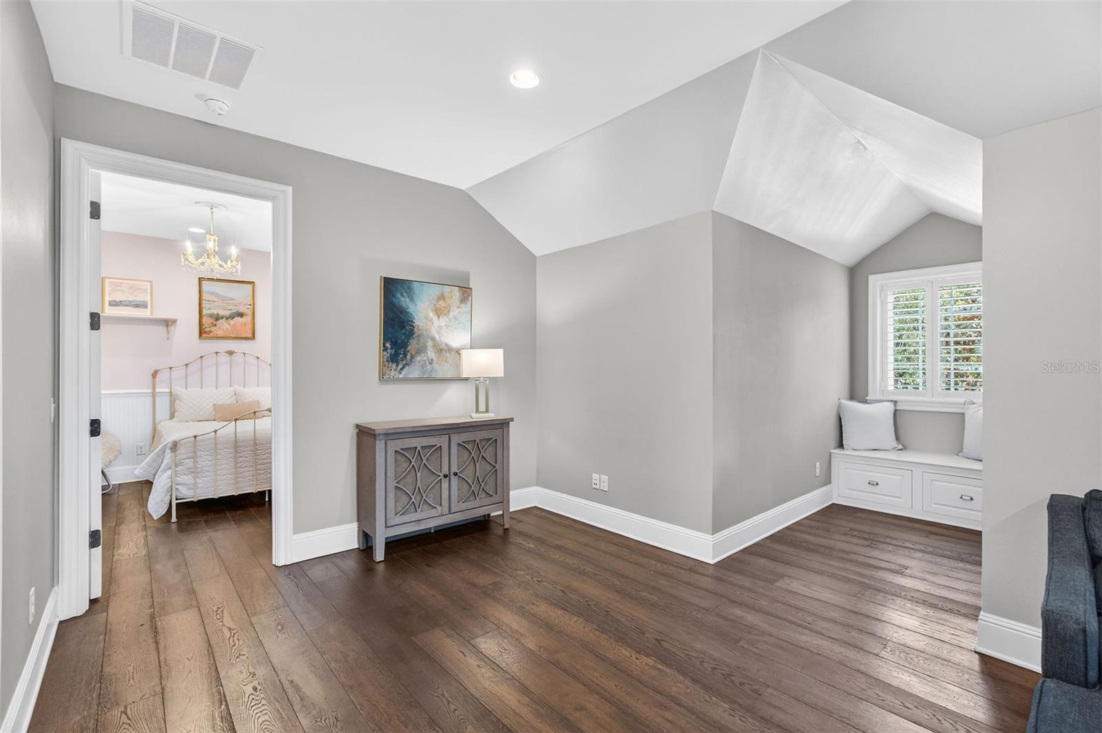 PARK GROVE - Residential