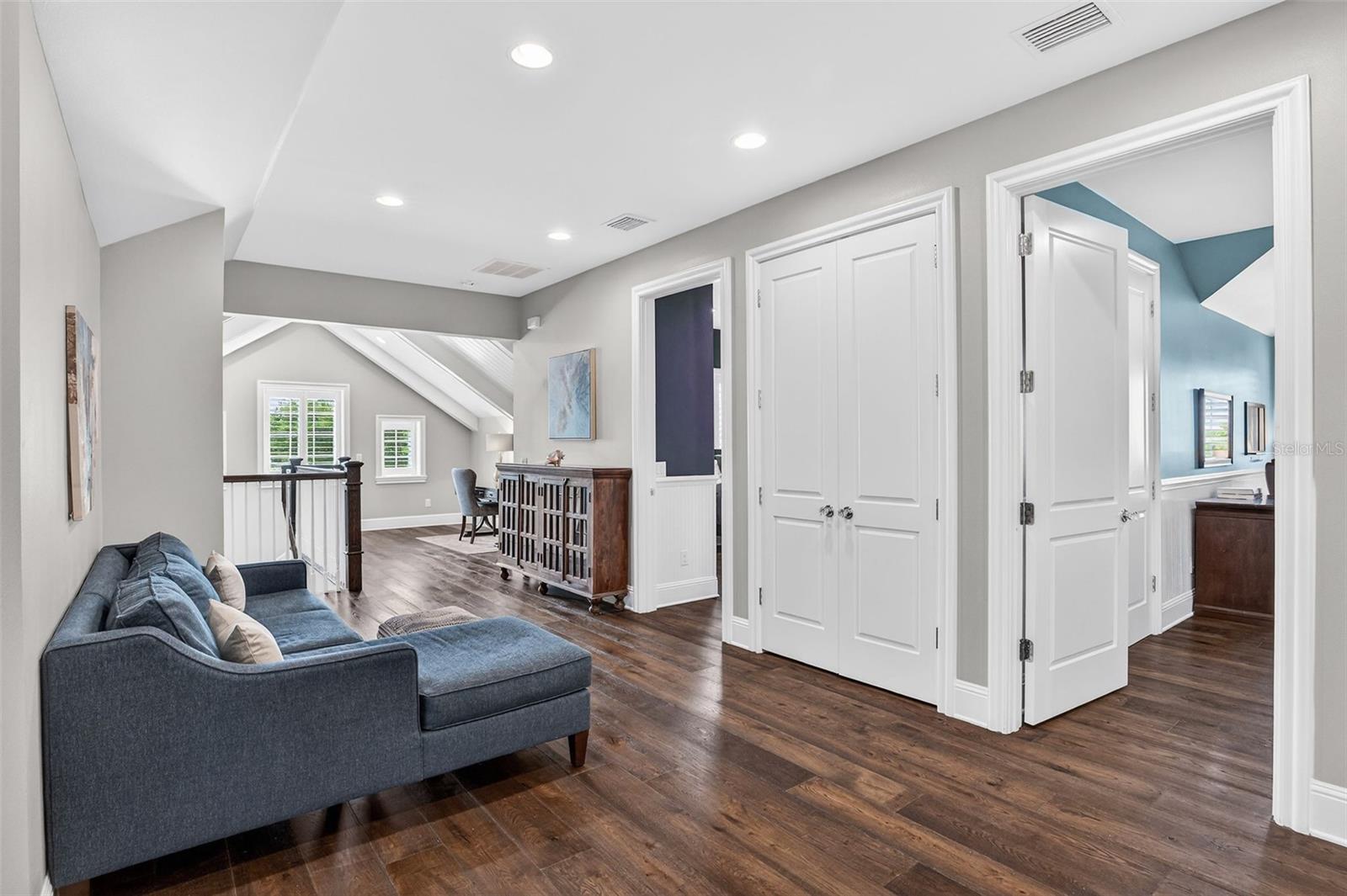 PARK GROVE - Residential