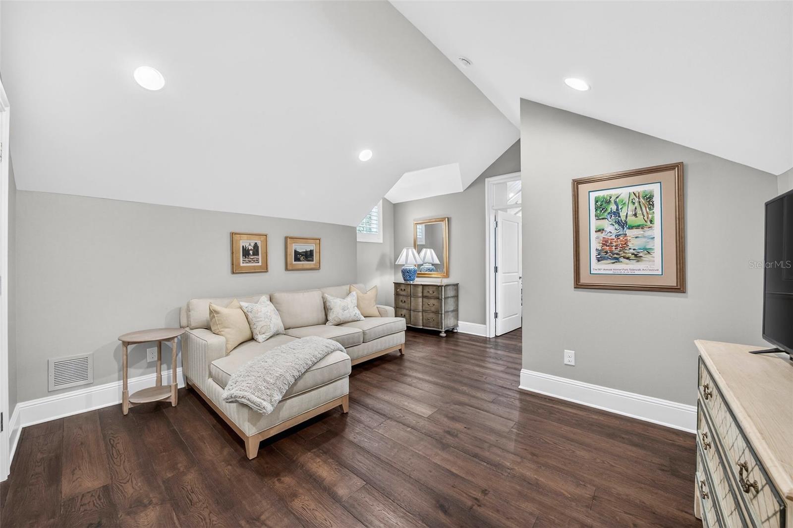 PARK GROVE - Residential