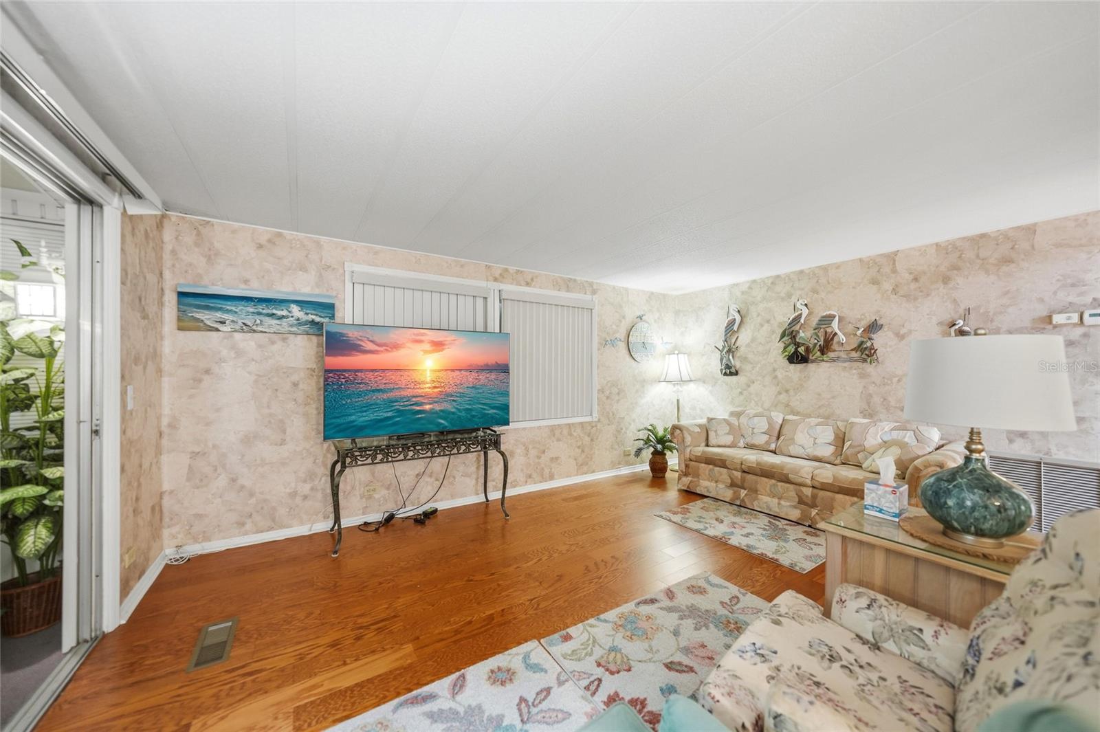 3450 GRAPEFRUIT LANE