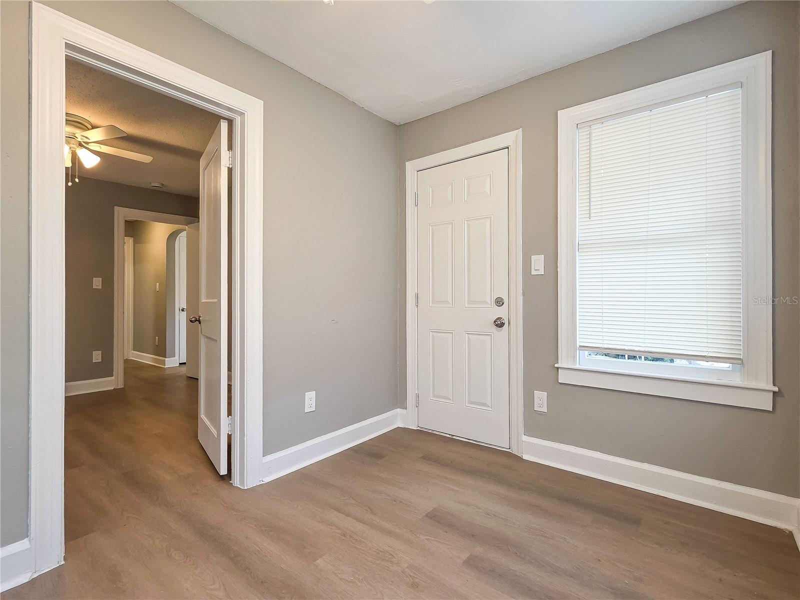 ROOSEVELT PARK ADD - Residential