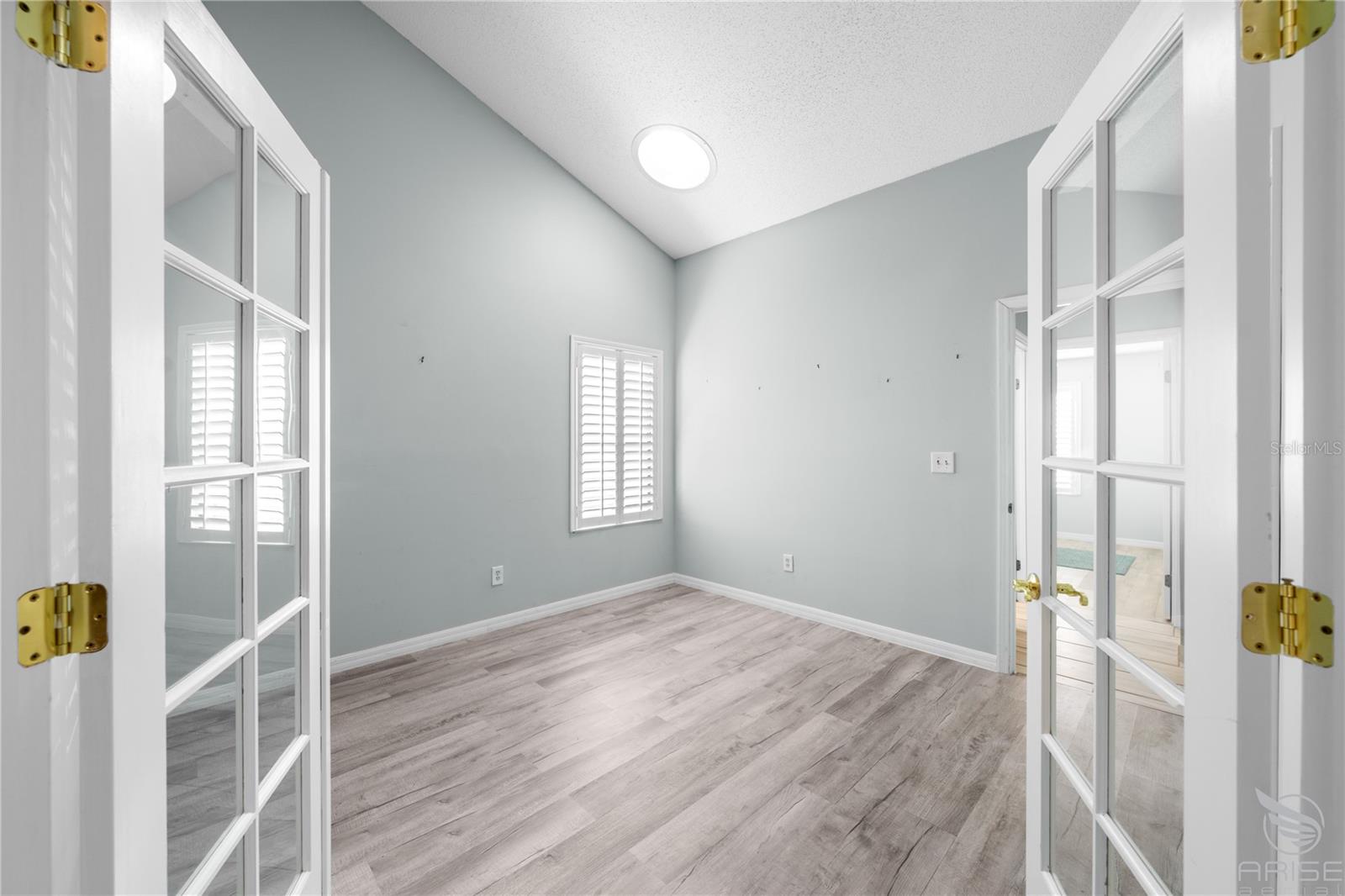 PINE ISLAND PH 01 - Residential