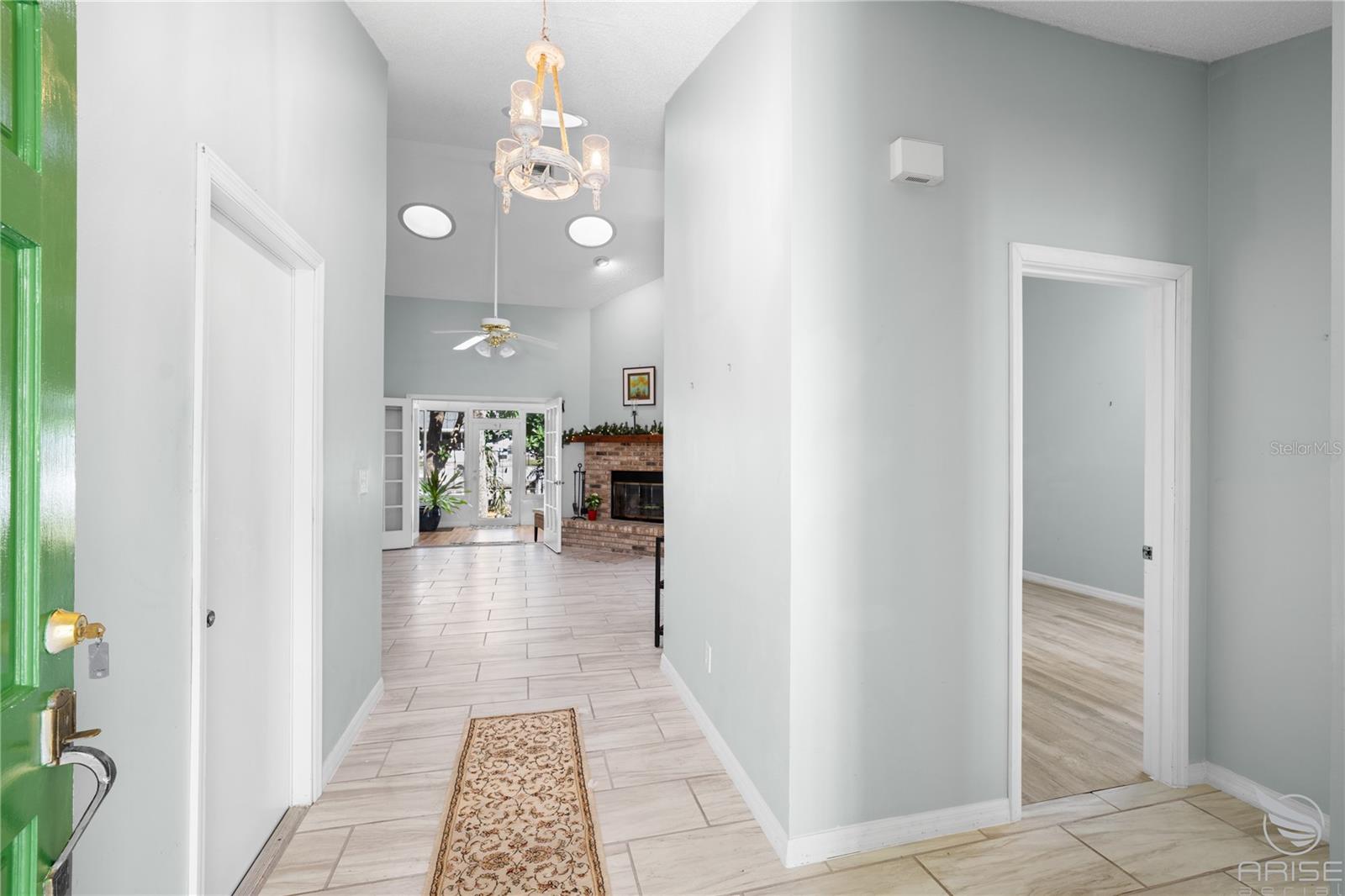 PINE ISLAND PH 01 - Residential