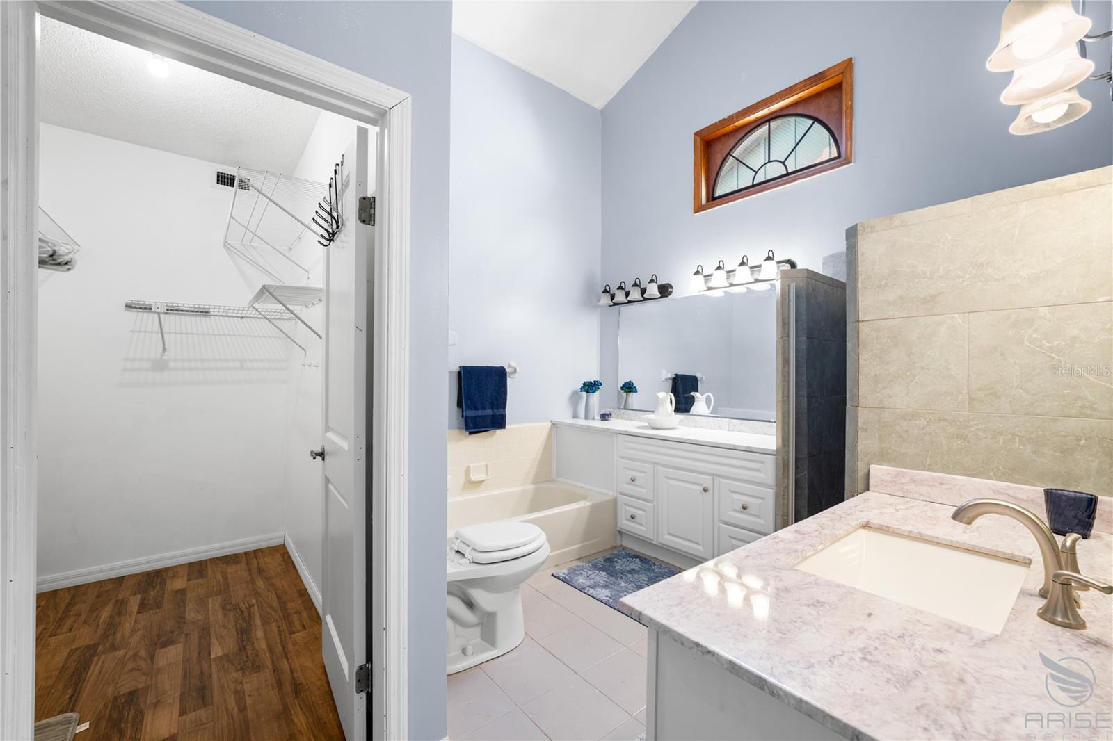 PINE ISLAND PH 01 - Residential