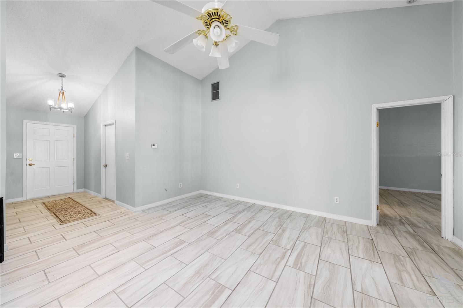 PINE ISLAND PH 01 - Residential