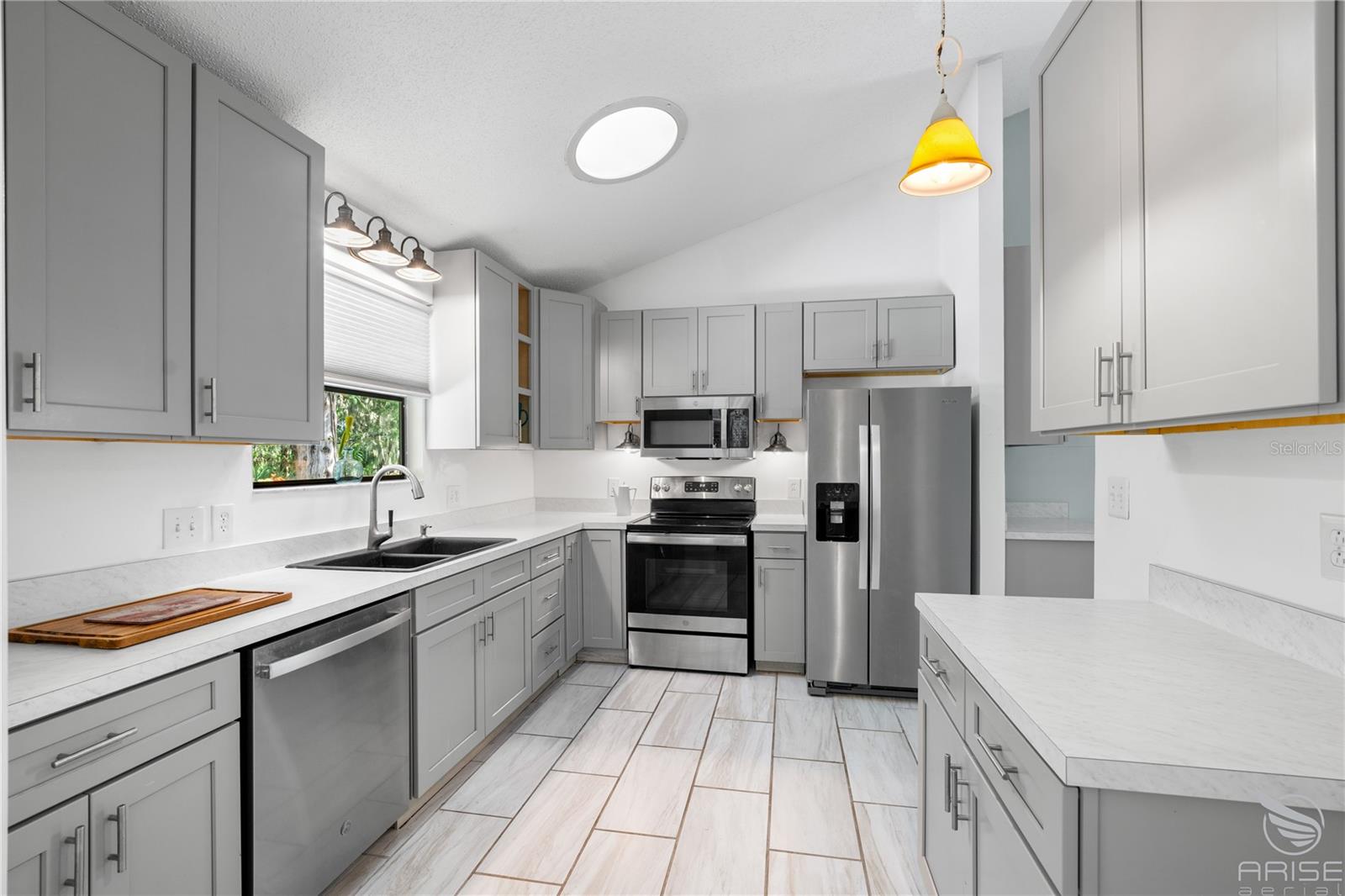 PINE ISLAND PH 01 - Residential