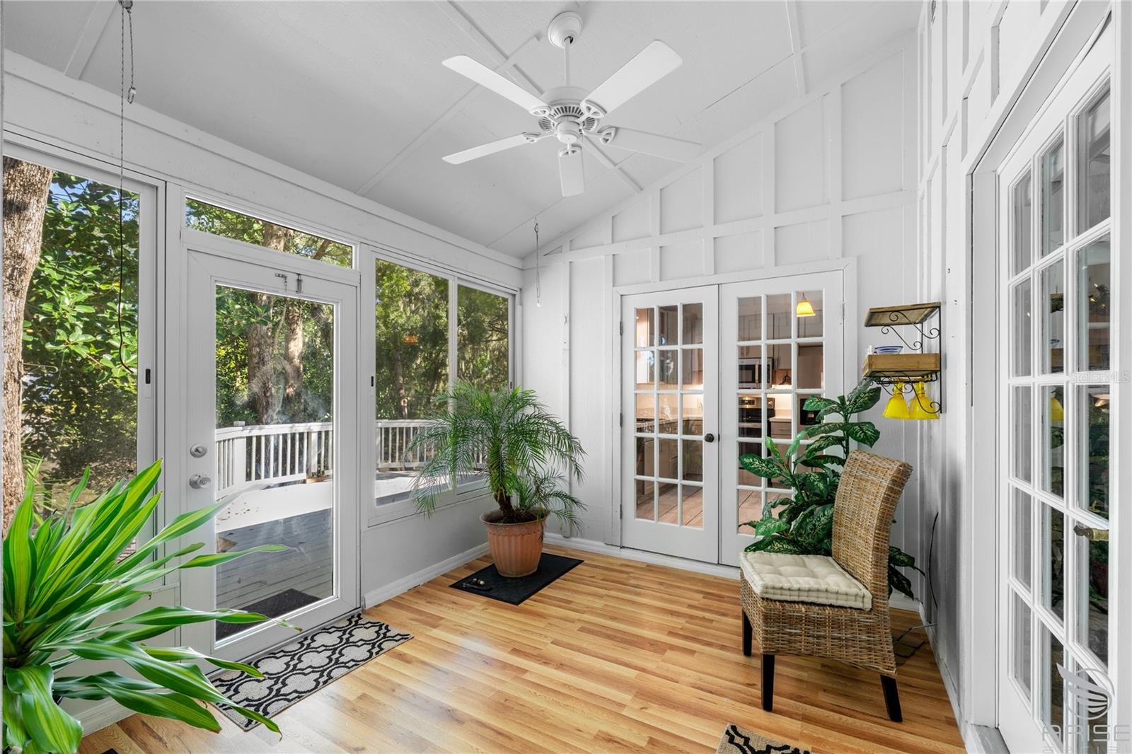 PINE ISLAND PH 01 - Residential