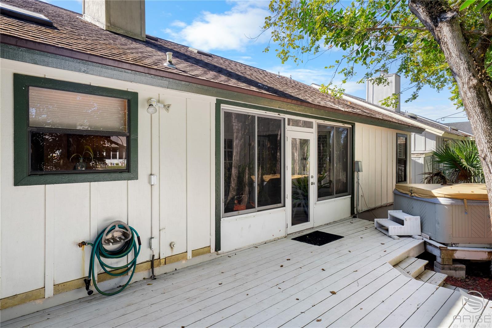 PINE ISLAND PH 01 - Residential