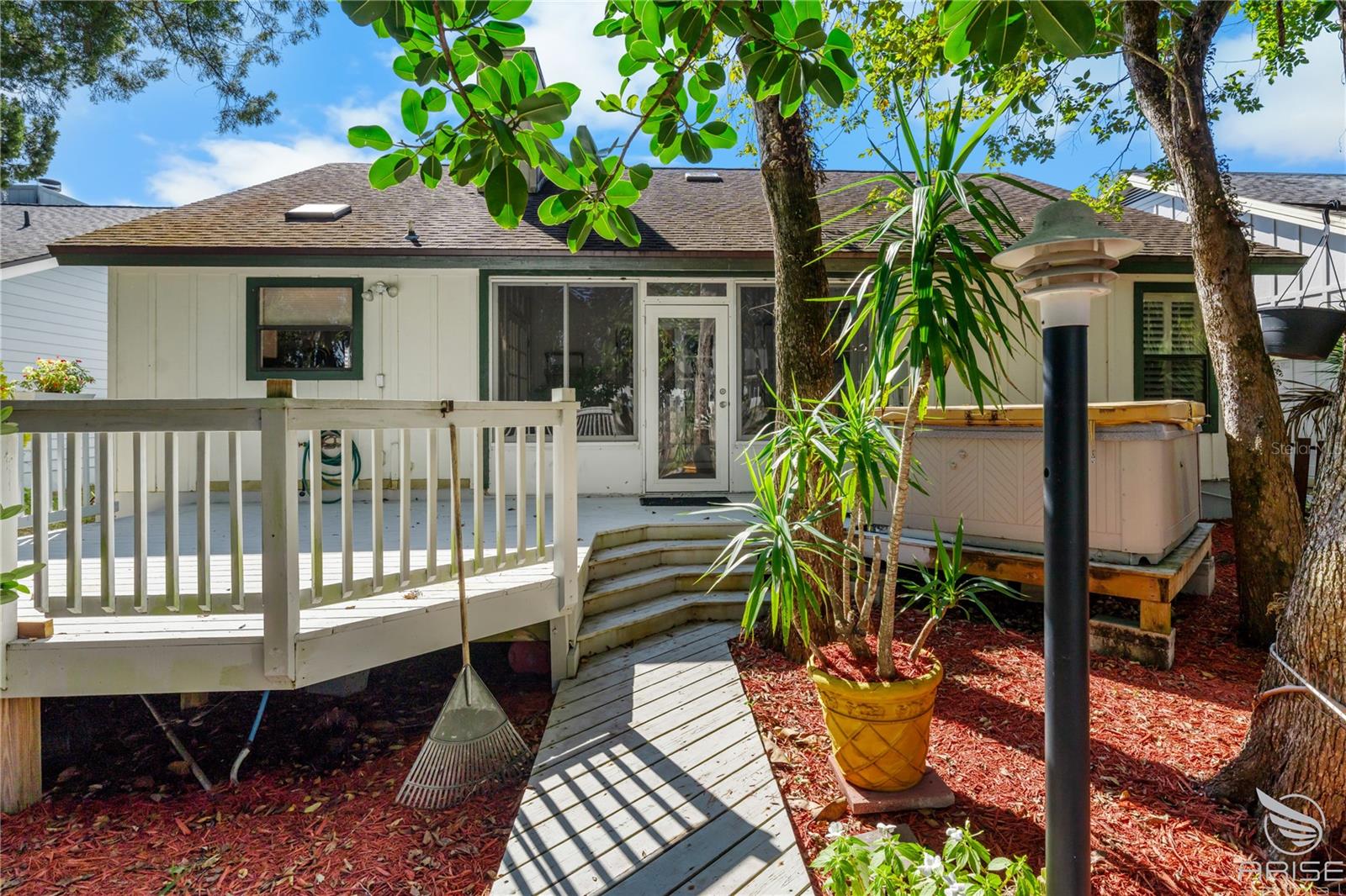 PINE ISLAND PH 01 - Residential