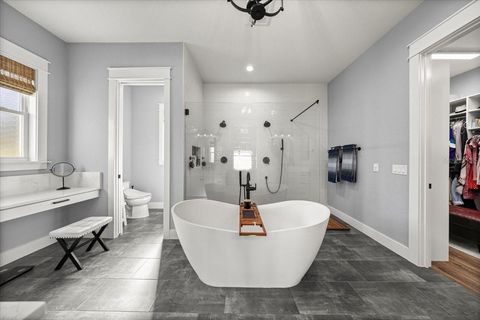 Tiny photo for 10561 NE 104th Circle, Oxford, FL 34484 (MLS # OM714193)