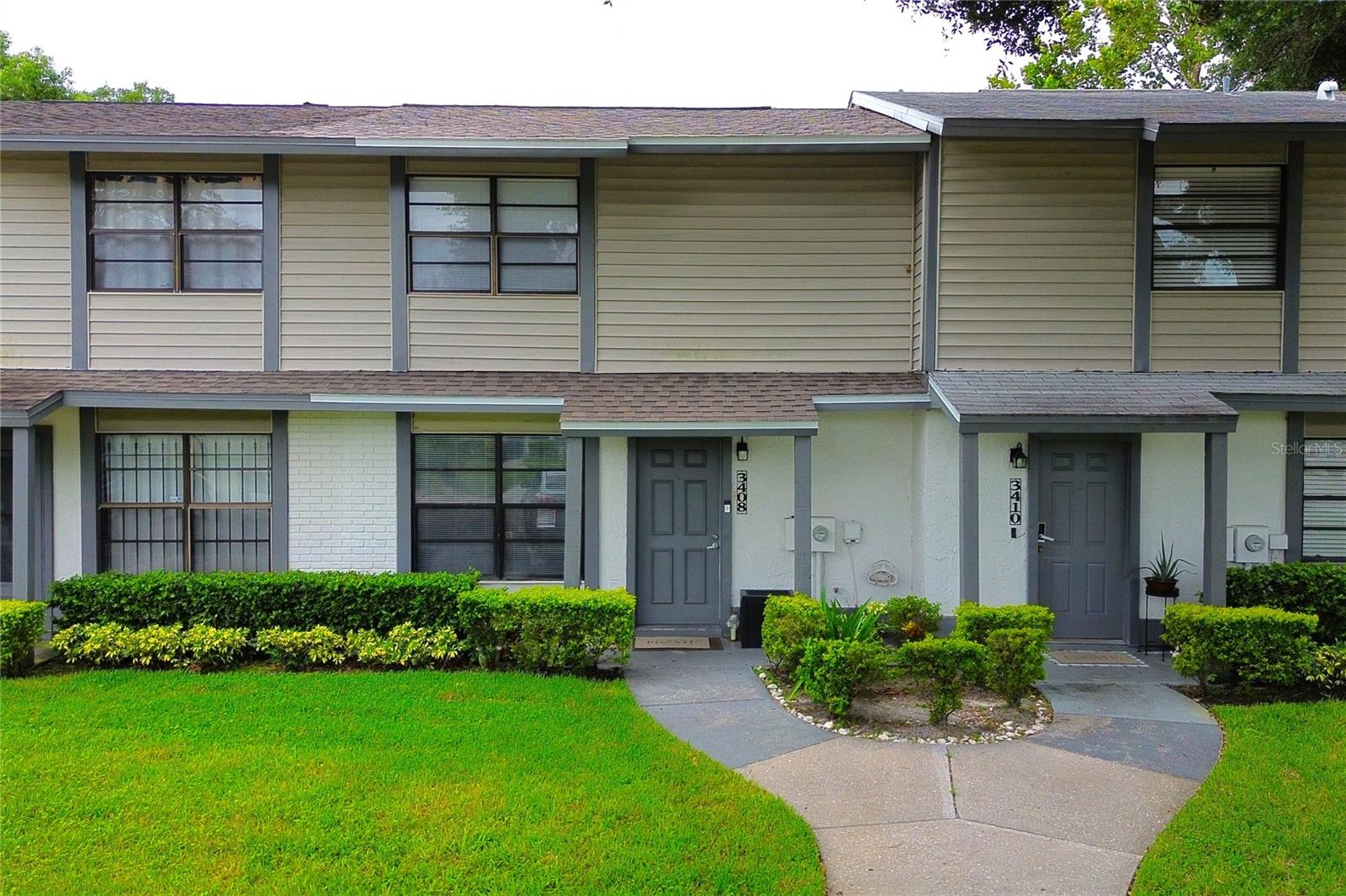 3408 OAK TRAIL COURT