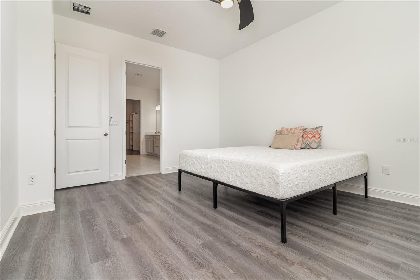 BELLA COLLINA WEST SUB - Residential