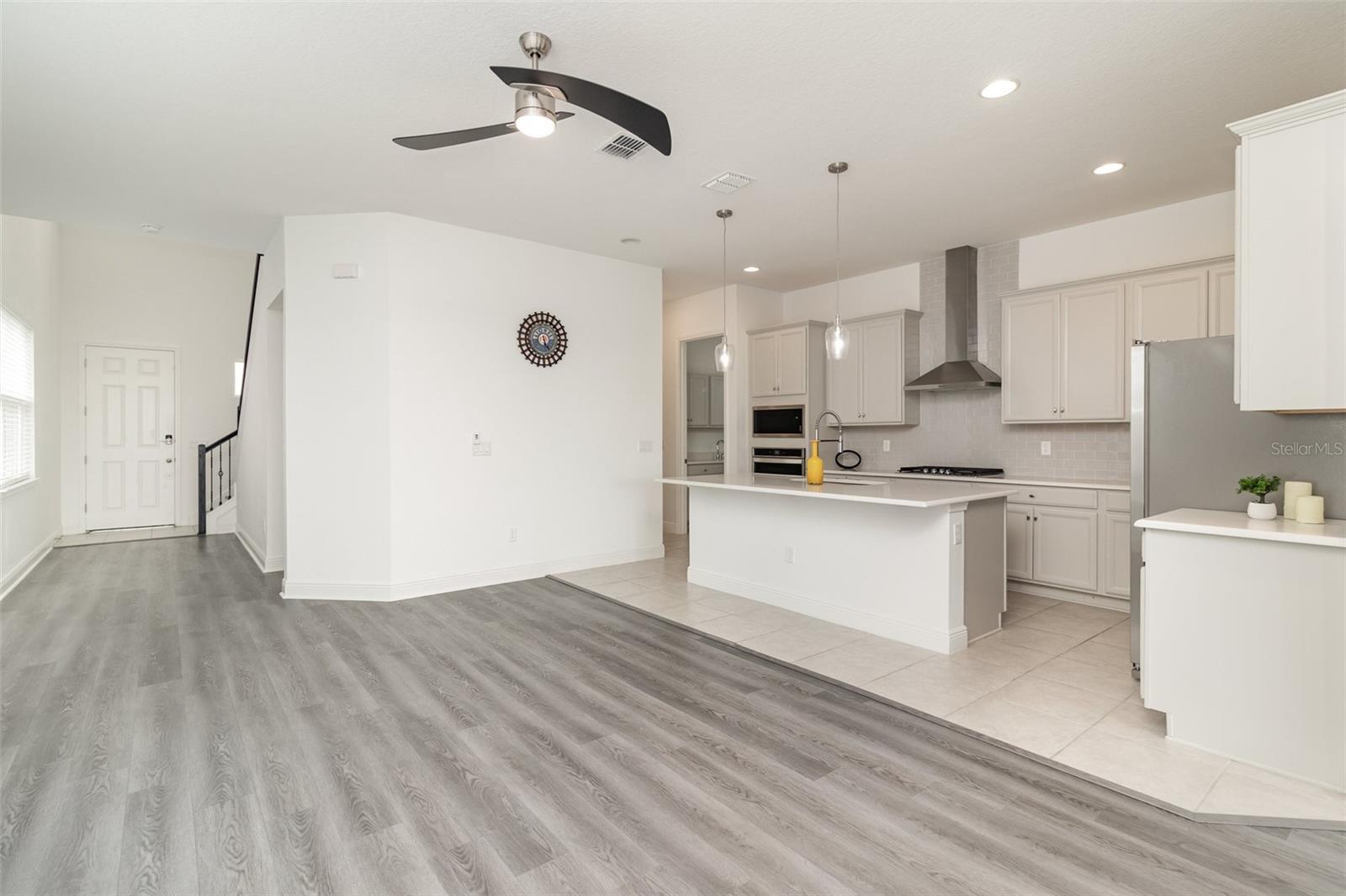 BELLA COLLINA WEST SUB - Residential