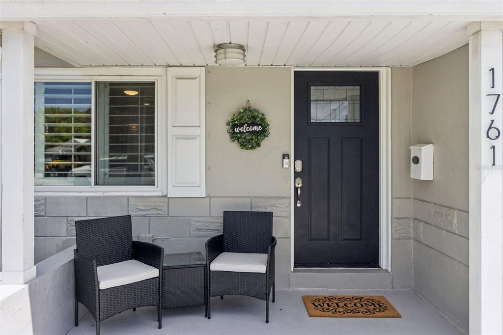 Photo of 1761 65th Avenue N, St Petersburg, FL 33702 (MLS # O6406876)