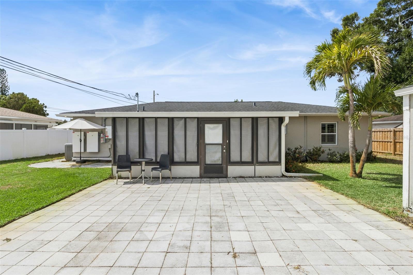MEADOW LAWN 10TH ADD - Residential