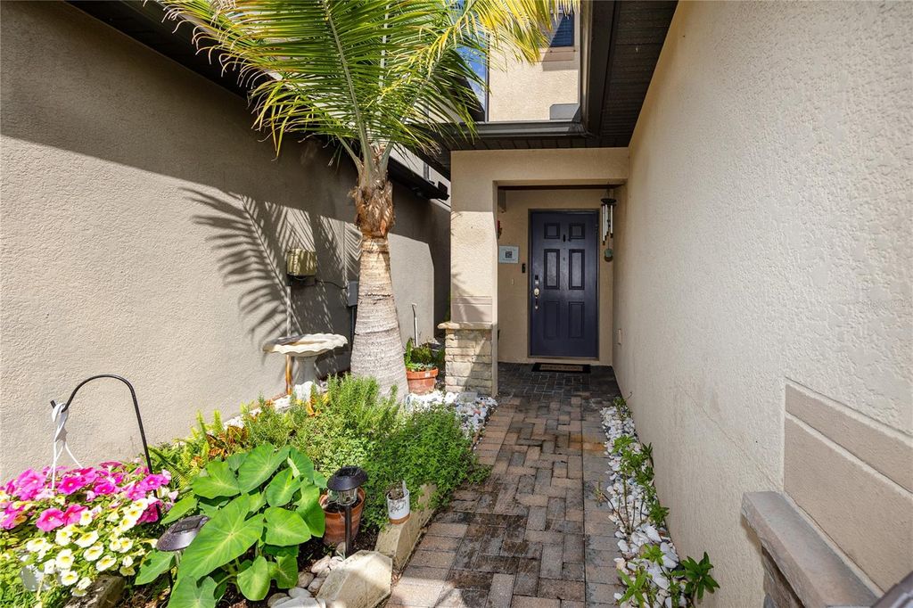 Photo of 2753 Hampton Green Lane, Brandon, FL 33511 (MLS # TB8484630)