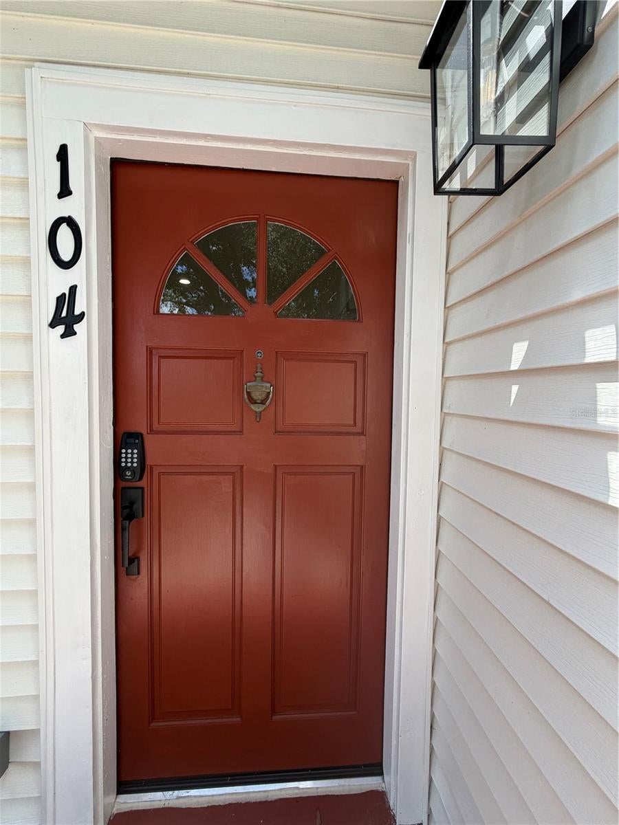 104 W LAMBRIGHT STREET
