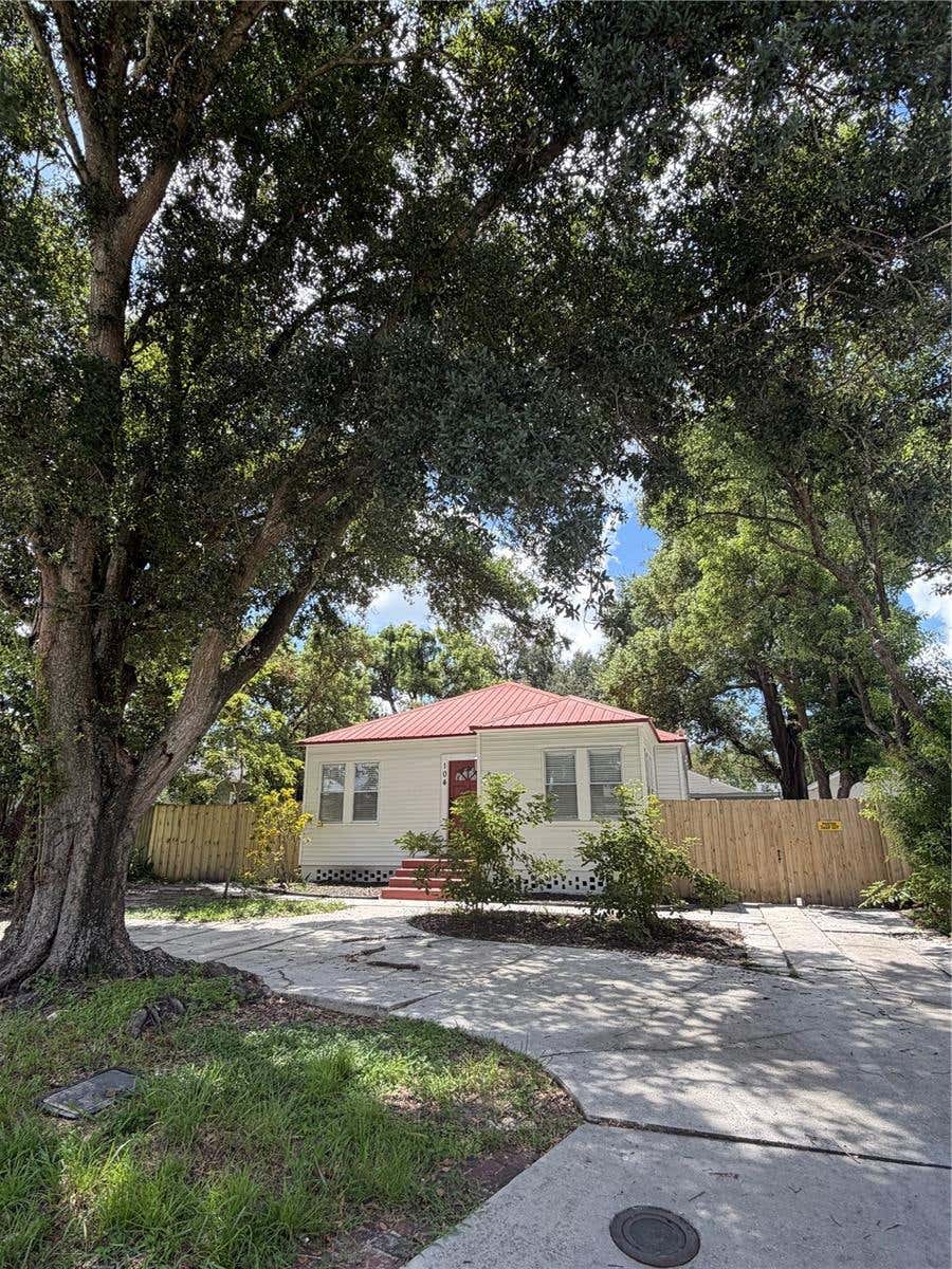 Photo of 104 W Lambright Street, Tampa, FL 33604 (MLS # TB8540403)