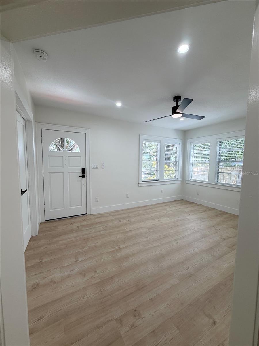 104 W LAMBRIGHT STREET