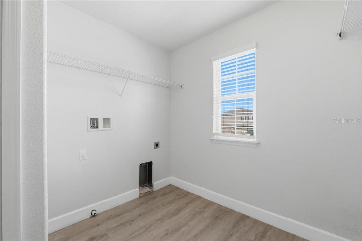 PATTERSON GROVES - Residential