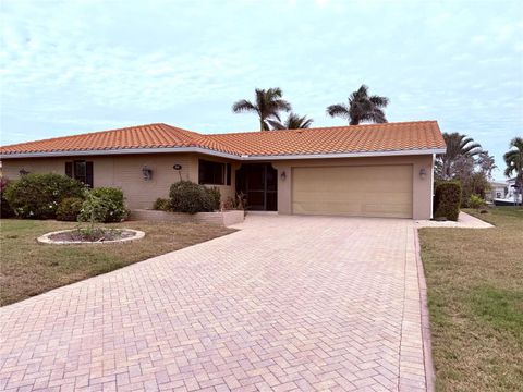 A home in PUNTA GORDA