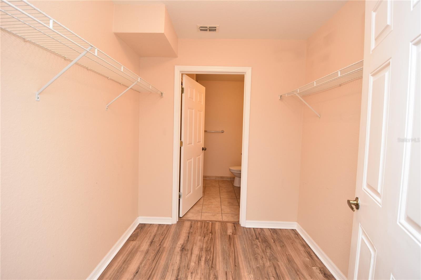 PALM POINTE - Residential