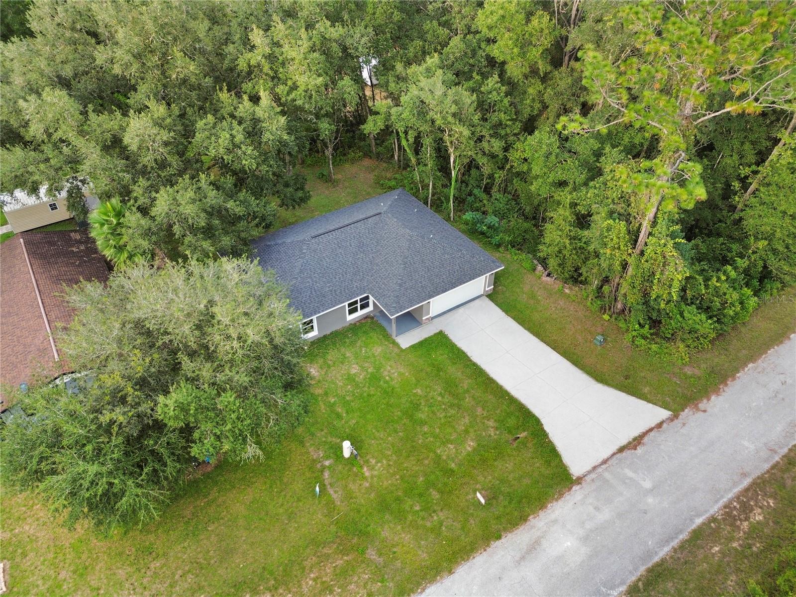 RAINBOW LAKES ESTATE - Residential