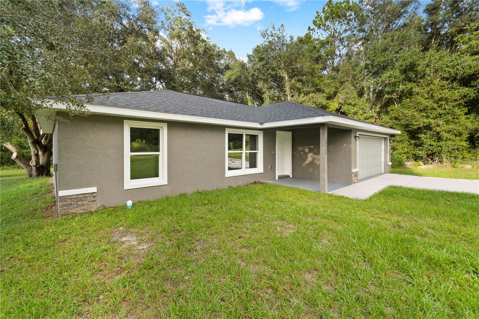 RAINBOW LAKES ESTATE - Residential