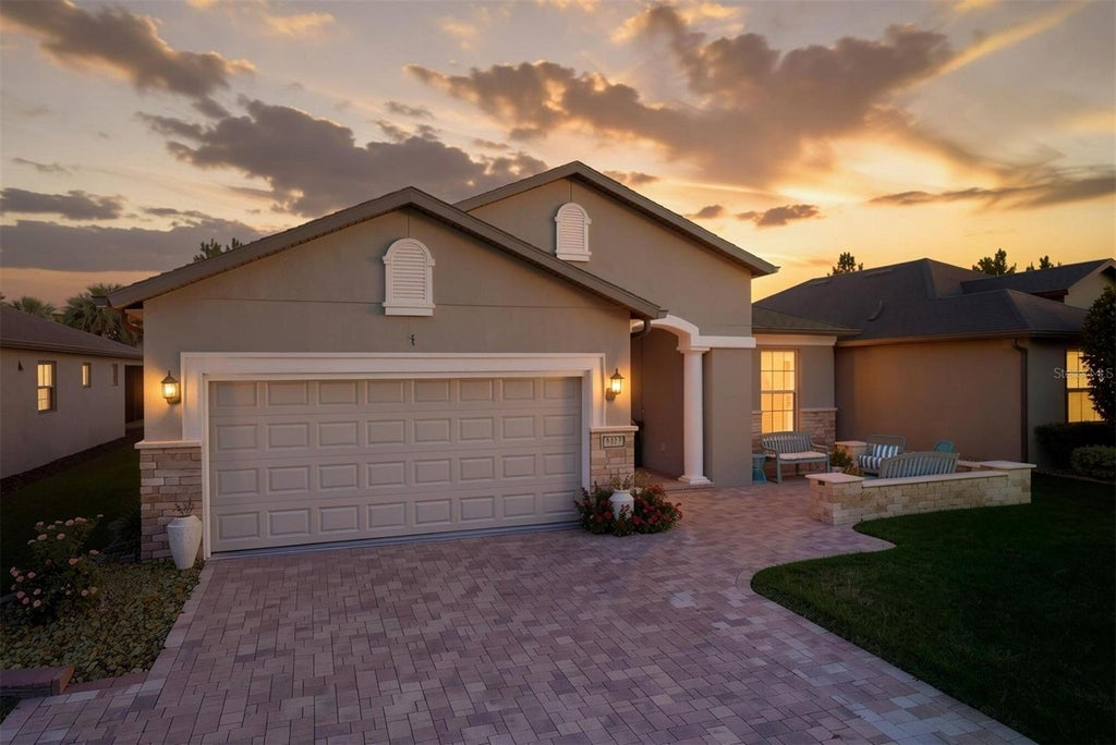 Photo of 9427 SW 70th Loop, Ocala, FL 34481 (MLS # OM731534)