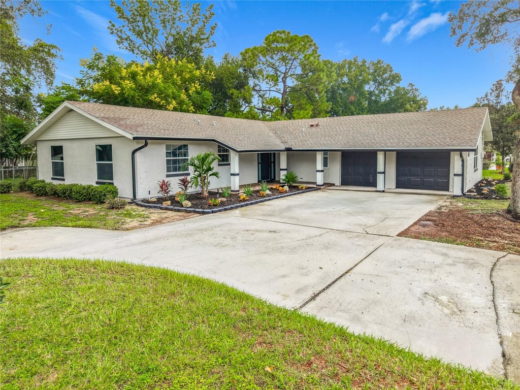 Photo of 1904 9th Street S, Haines City, FL 33844 (MLS # S5159112)