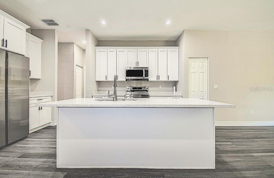 KANAWAHA VILLAGE - Residential