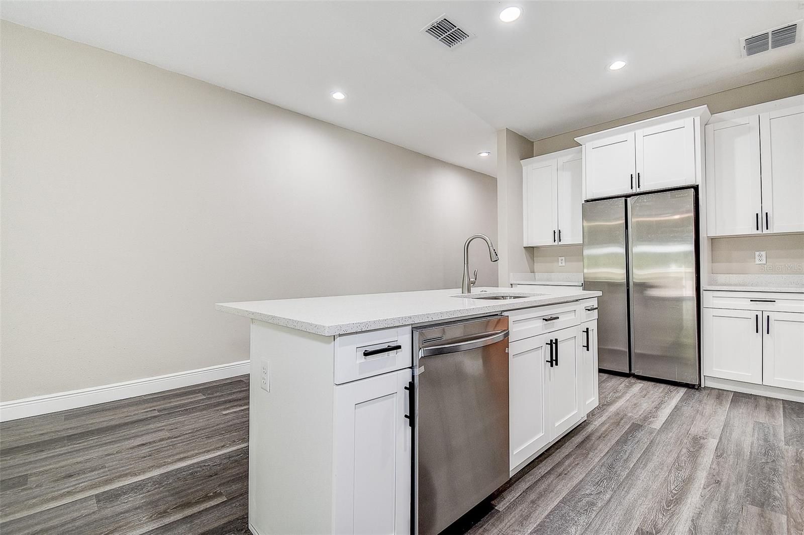 KANAWAHA VILLAGE - Residential