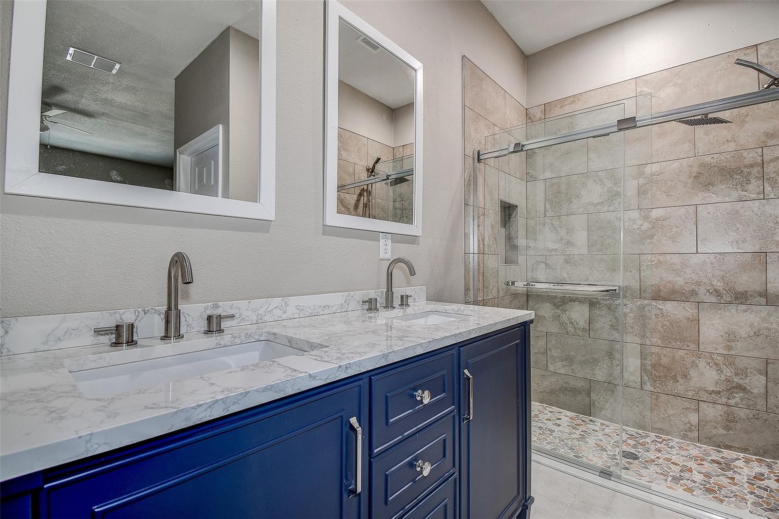 KANAWAHA VILLAGE - Residential