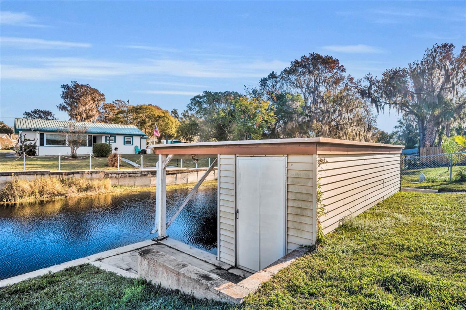 LAKE TSALA GARDENS ADD - Residential