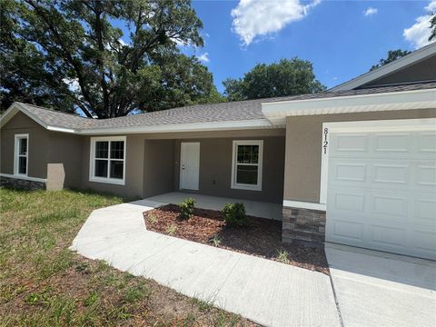 Photo of 8121 SW 202nd Terrace, Dunnellon, FL 34431 (MLS # OM719920)