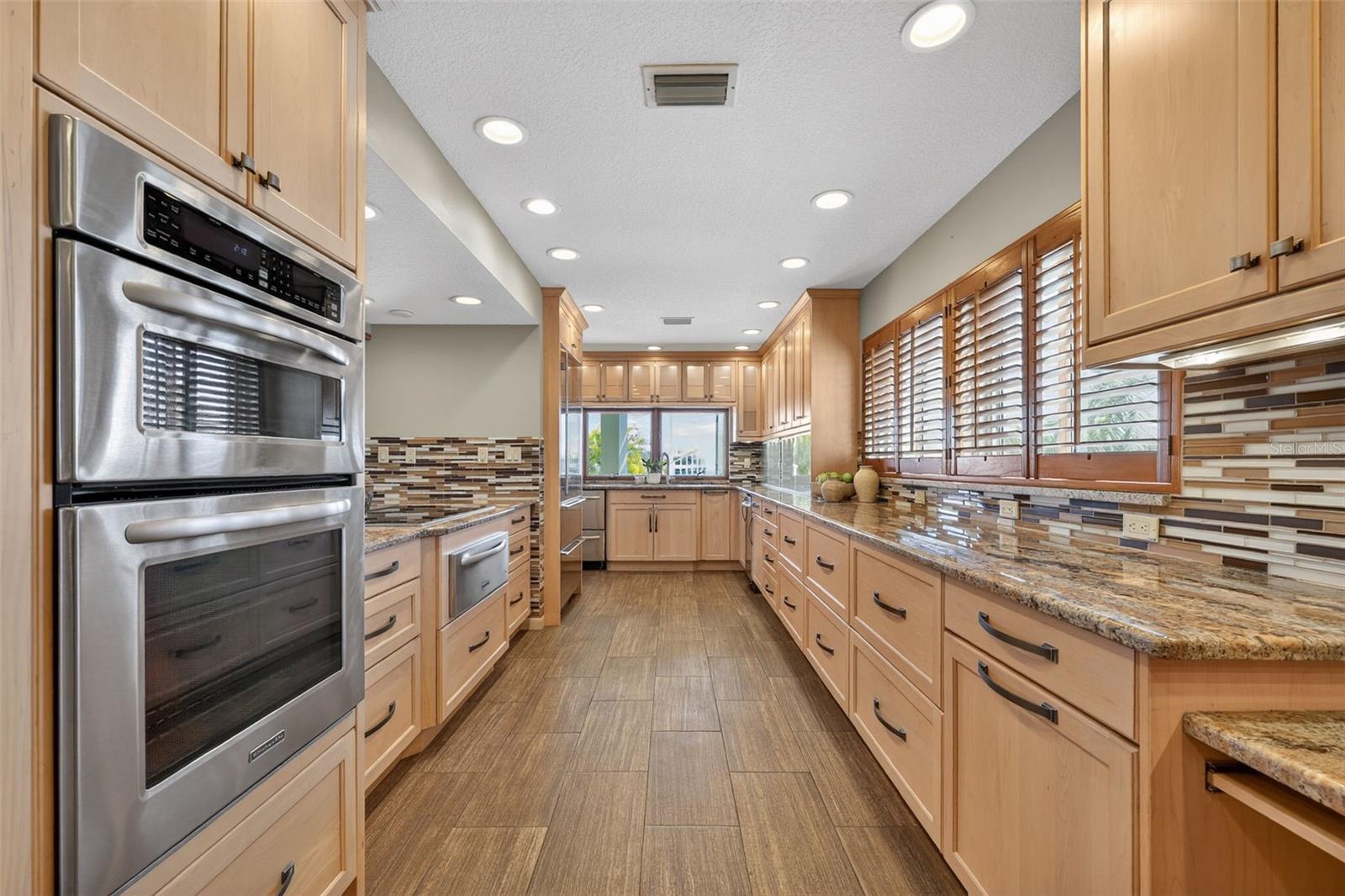 BAHIA SHORES 4TH ADD - Residential