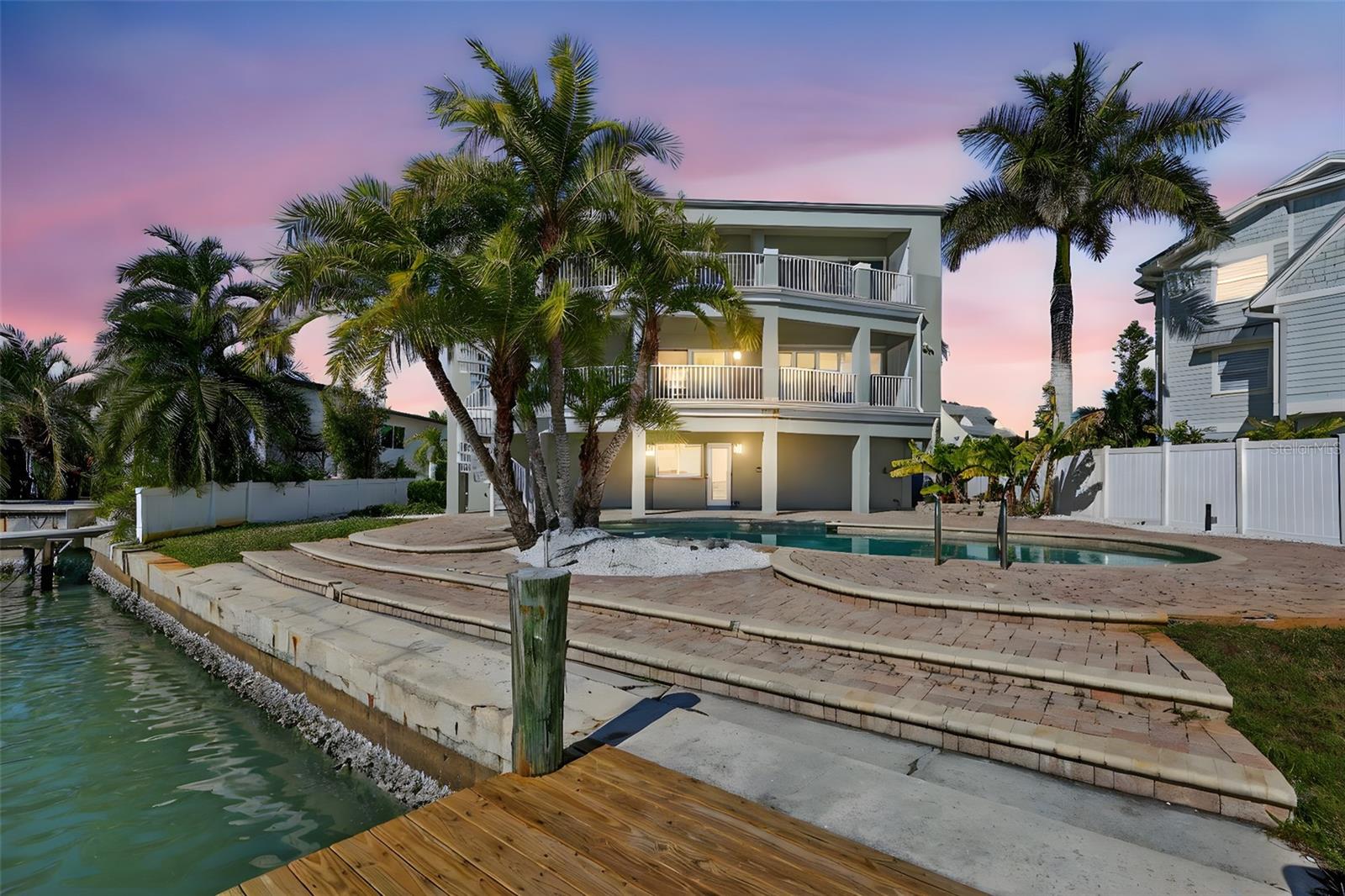 BAHIA SHORES 4TH ADD - Residential