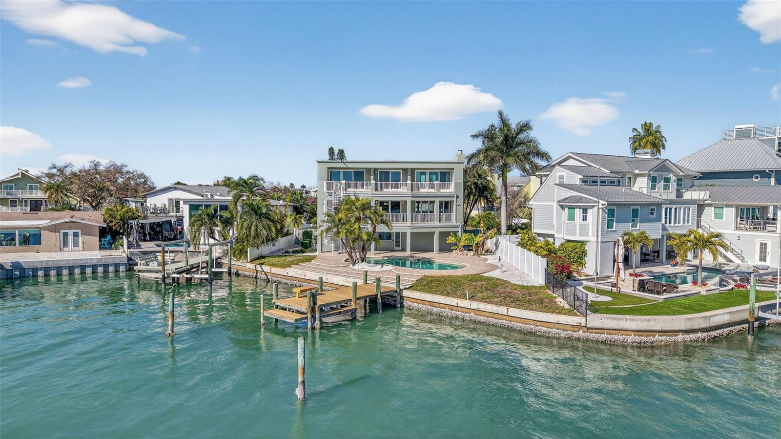 BAHIA SHORES 4TH ADD - Residential