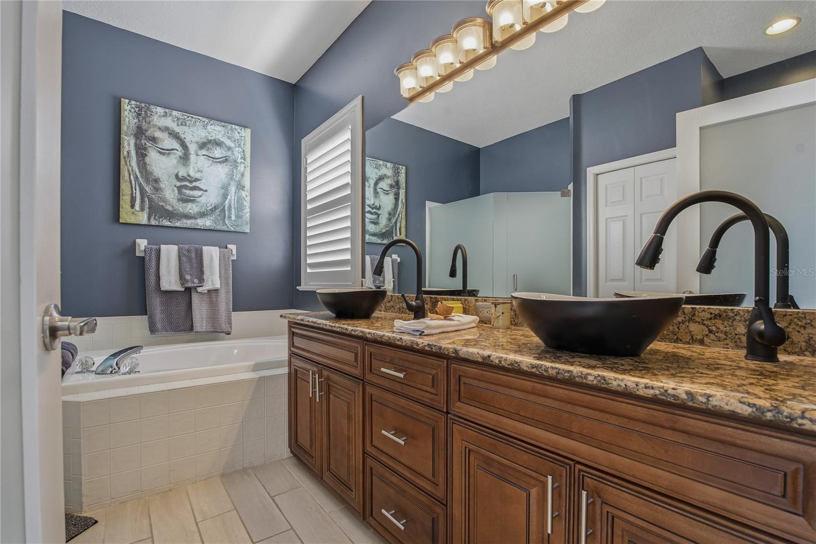 CRESCENT OAKS COUNTRY CLUB COVENTRY PH 6 - Residential