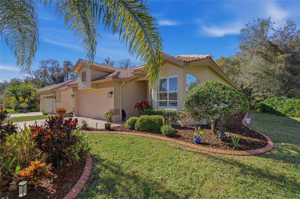 Photo of 1320 Lindenwood Drive, Tarpon Springs, FL 34688 (MLS # W7881084)