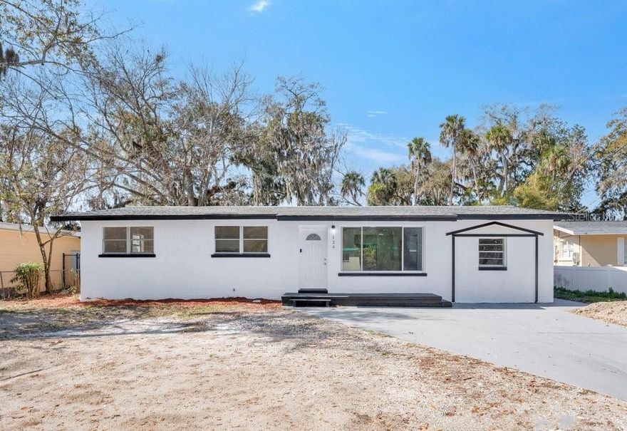 Fully renovated 3-bedroom, 1-bathroom home in Daytona Beach! This move-in ready property features modern updates and sits on a spacious lot with plenty of room to enjoy outdoor living or future possibilities.

Conveniently located near shopping, dining, schools, and just a short drive to the beach, this home offers both comfort and location. Perfect for first-time buyers, downsizers, or investors looking for a turnkey opportunity in a growing area.

Homes like this don’t last long — schedule your private showing today!