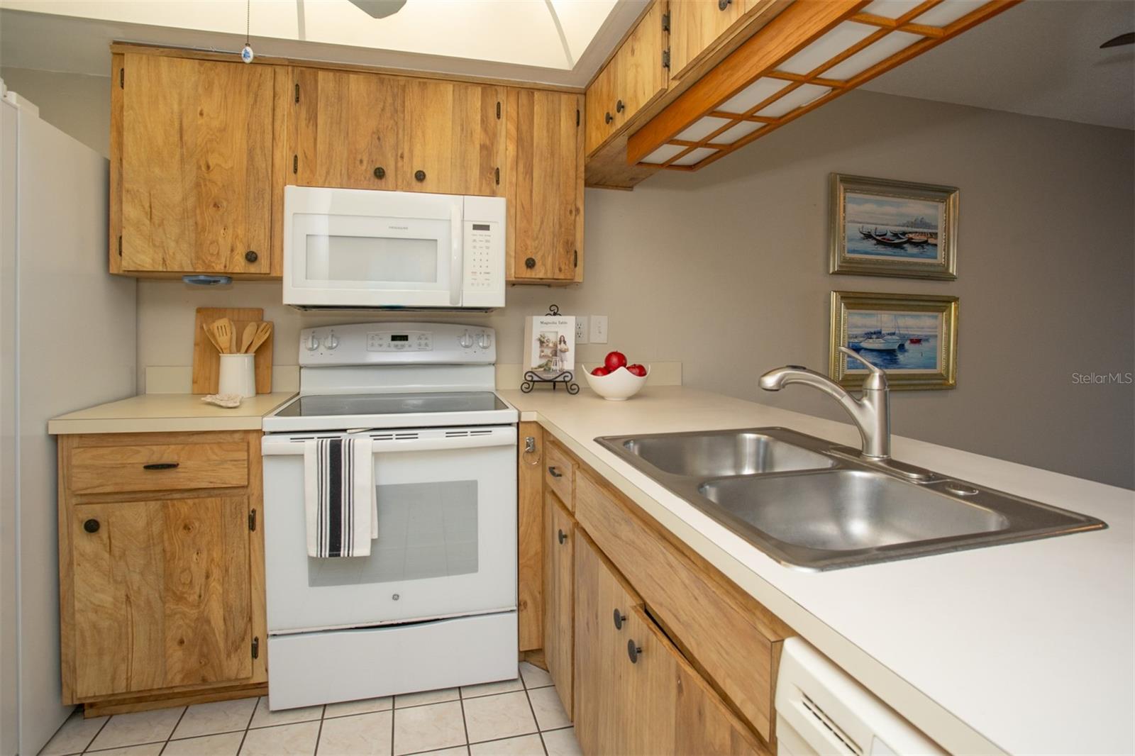 THE PALMS OF LONG BAYOU - Residential